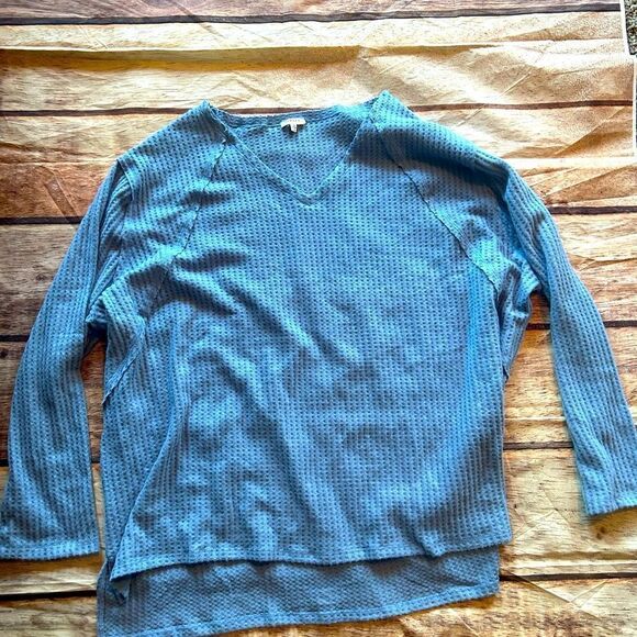 JODIFL Tops - Jodifl Blue Waffle Knit V Neck Long Sleeve Oversized Tshirt Size 2X